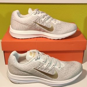 RARE Zoom Winflo 5 (GOLD)